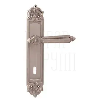 Дверная ручка на планке Melodia 246/229 'Nike' серебро (key)