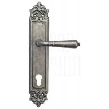 Дверная ручка Venezia 'VIGNOLE' на планке PL96 античное серебро (cyl)