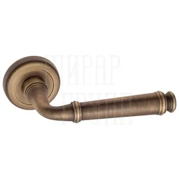 Дверная ручка на круглом основании Fratelli Cattini 'FARFALLA' D1 на круглой розетке матовая бронза