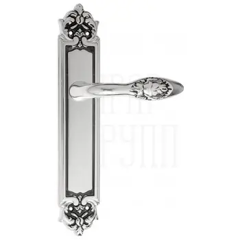 Дверная ручка Venezia 'CASANOVA' на планке PL96 натуральное серебро