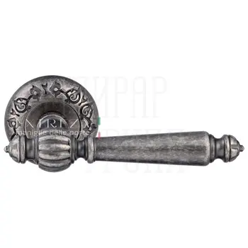 Дверная ручка Extreza 'Daniel' (Даниел) 308 на круглой розетке R04 античное серебро