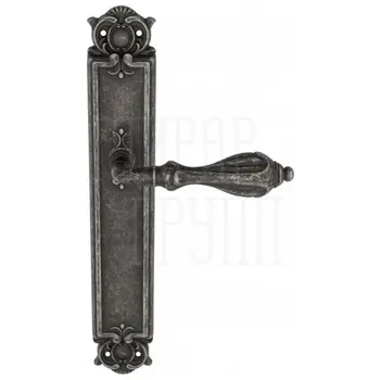 Дверная ручка Venezia 'ANAFESTO' на планке PL97 античное серебро