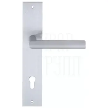 Дверная ручка на планке Extreza Hi-Tech "ODA" на планке PL11