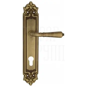 Дверная ручка Venezia 'VIGNOLE' на планке PL96 матовая бронза (cyl)