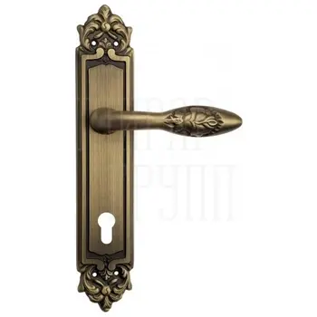 Дверная ручка Venezia 'CASANOVA' на планке PL96 матовая бронза (cyl)