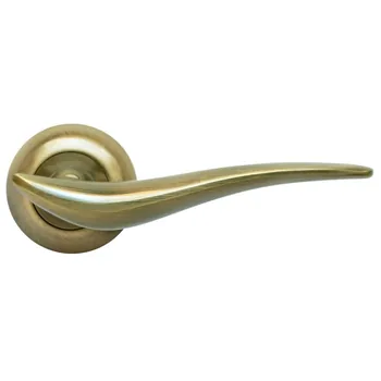 Дверная ручка на круглой розетке RUCETTI RAP 4