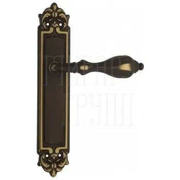 Дверная ручка Venezia 'ANAFESTO' на планке PL96 темная бронза
