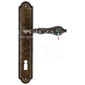 Дверная ручка Extreza 'GRETA' (Грета) 302 на планке PL03 античная бронза (cab) (KEY)