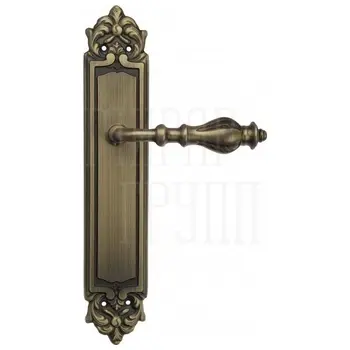 Дверная ручка Venezia 'GIFESTION' на планке PL96 матовая бронза