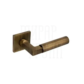 Дверная ручка Extreza STEM-R15-F04 (STEM 135) полированный хром
