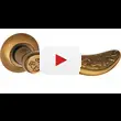 Дверная ручка Punto (Пунто) на круглой розетке 