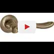 Дверная ручка Punto (Пунто) на круглой розетке 